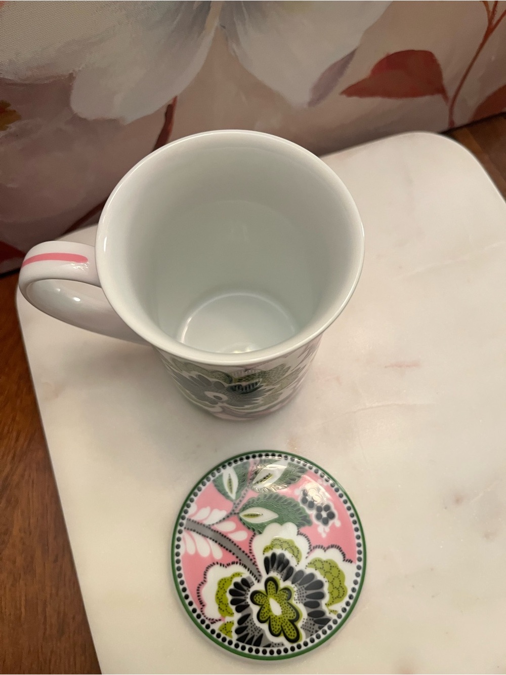 Vera Bradley Pink Floral Porcelain/Ceramic Tea or Coffee Mug w/Lid (Like New) - Picture 7 of 8
